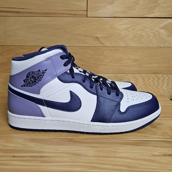 Air Jordan Retro 1 Mid Blueberry Sky Purple White Mens Shoe Sneaker DQ8426-515 - Picture 1 of 11